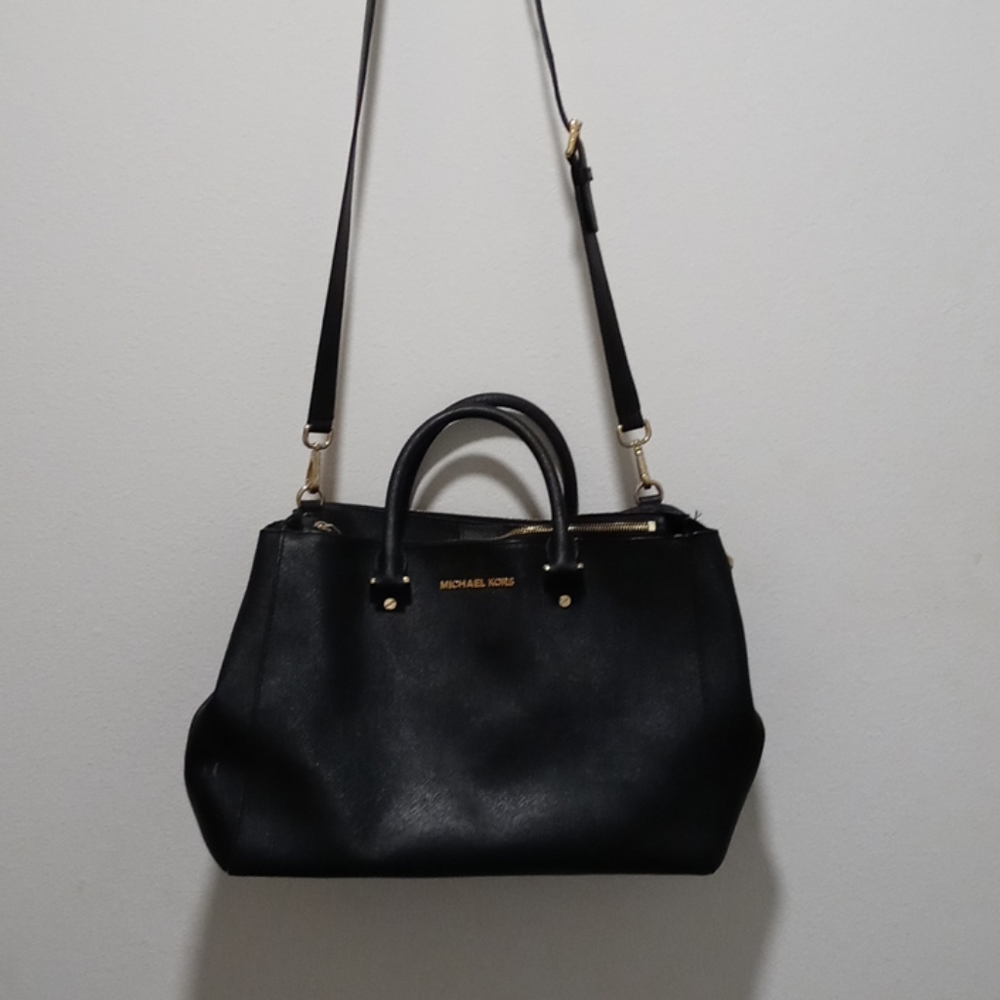 Michael Kors black purse